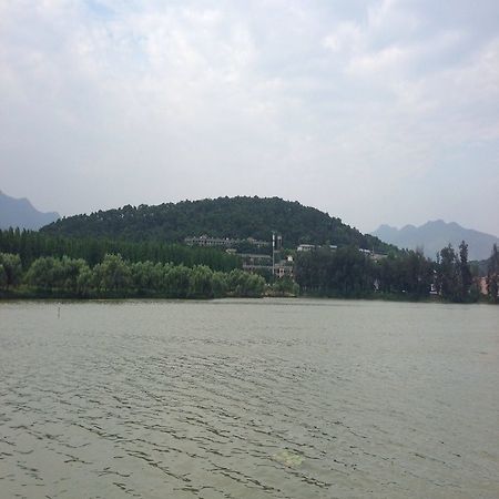 Shanshui Fashion Hotel Paifang Park Чжаоцин Экстерьер фото