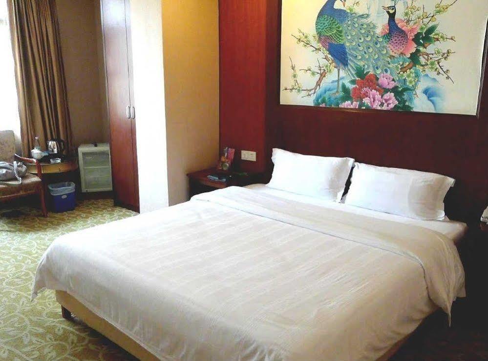 Shanshui Fashion Hotel Paifang Park Чжаоцин Экстерьер фото