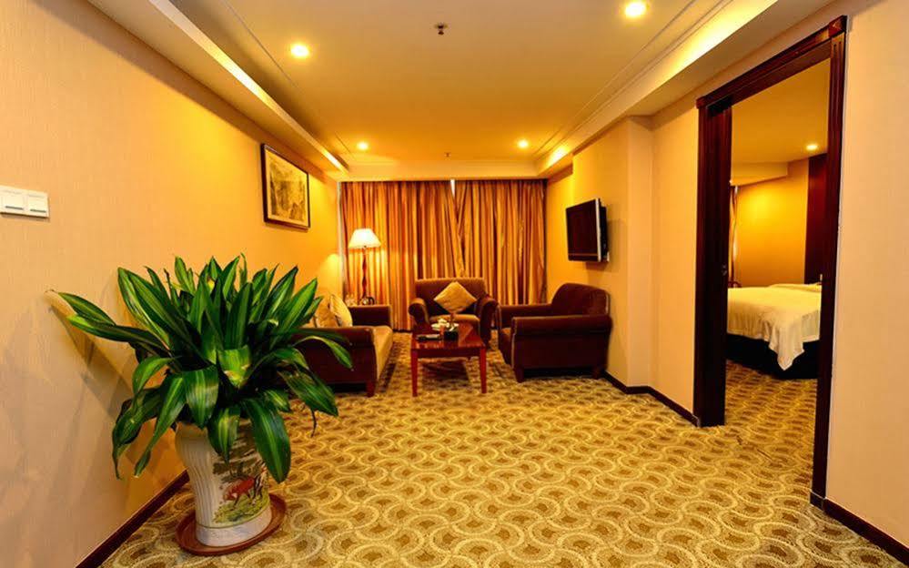 Shanshui Fashion Hotel Paifang Park Чжаоцин Экстерьер фото