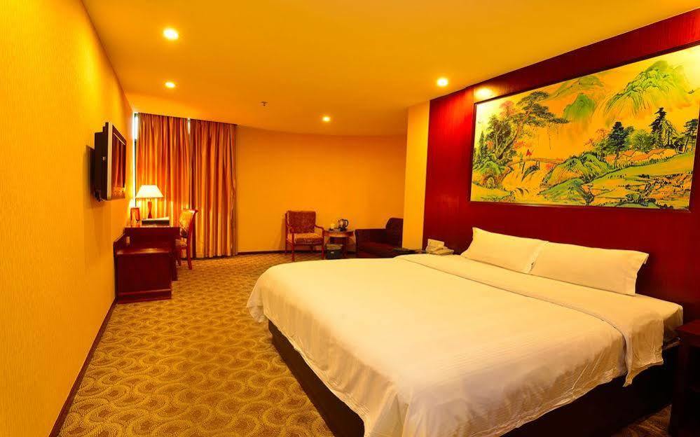 Shanshui Fashion Hotel Paifang Park Чжаоцин Экстерьер фото